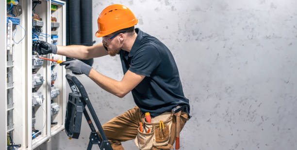 Best Circuit Breaker Repair  in Heritage Pines, FL